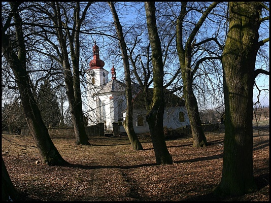 112 2011 Velešice - kostel